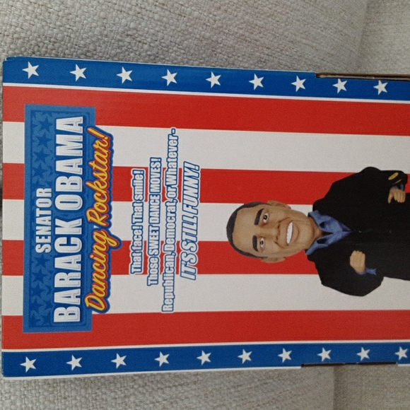 VINTAGE Dancing Barack Obama Doll still in box - Picture 6 of 7